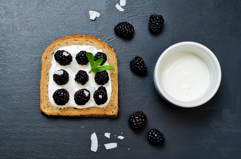 Exactly What and When to Eat Before a Workout Session | Shutterstock